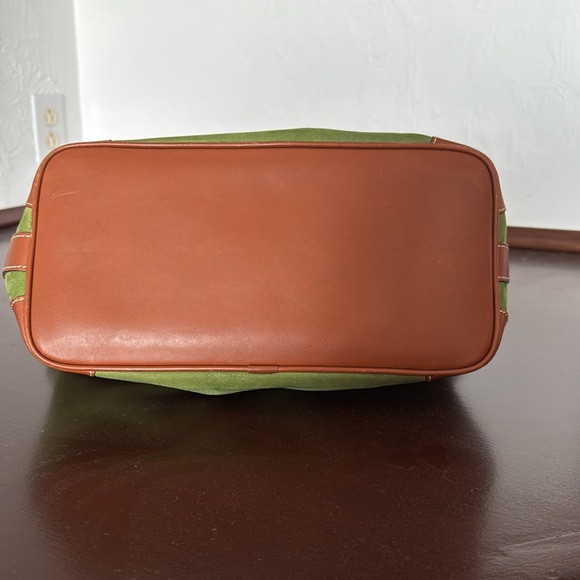 Dooney &Bourke suede and leather shoulder bag - Picture 4 of 10